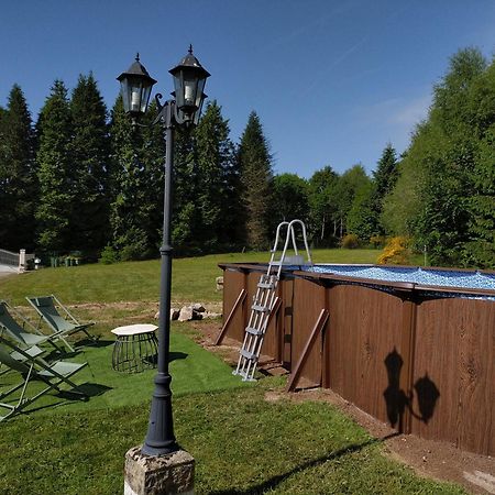 Gite Residence De La Fontaine A Compreignac Eksteriør bilde